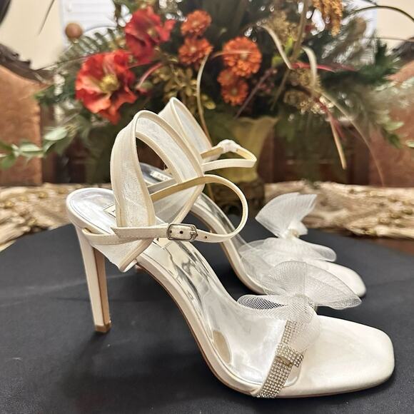 🆕 NIB BADGLEY MISCHKA COLLECTION JESSICA SPECIAL OCCASION SANDALS SZ 9.5 $225 - Picture 11 of 15